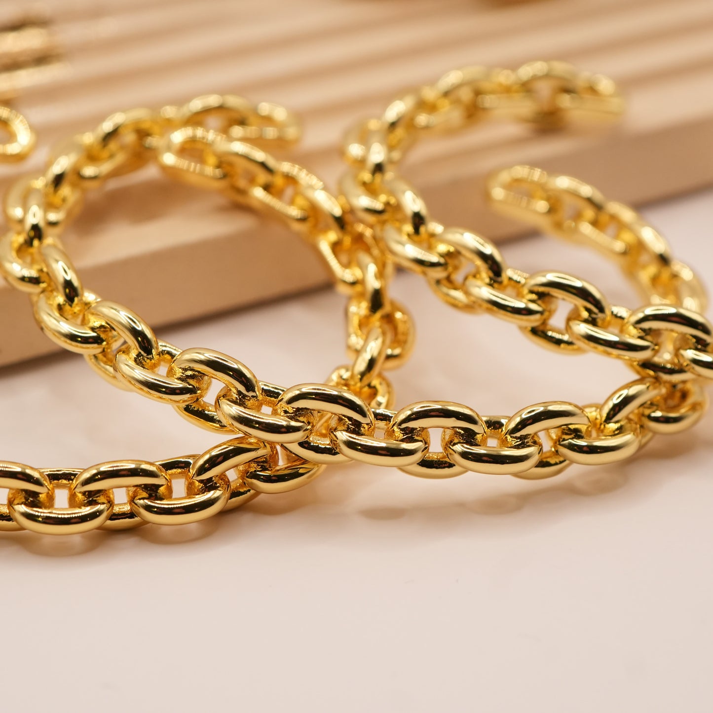 Dos Brazaletes Midas en mármol - Oasis Blanco