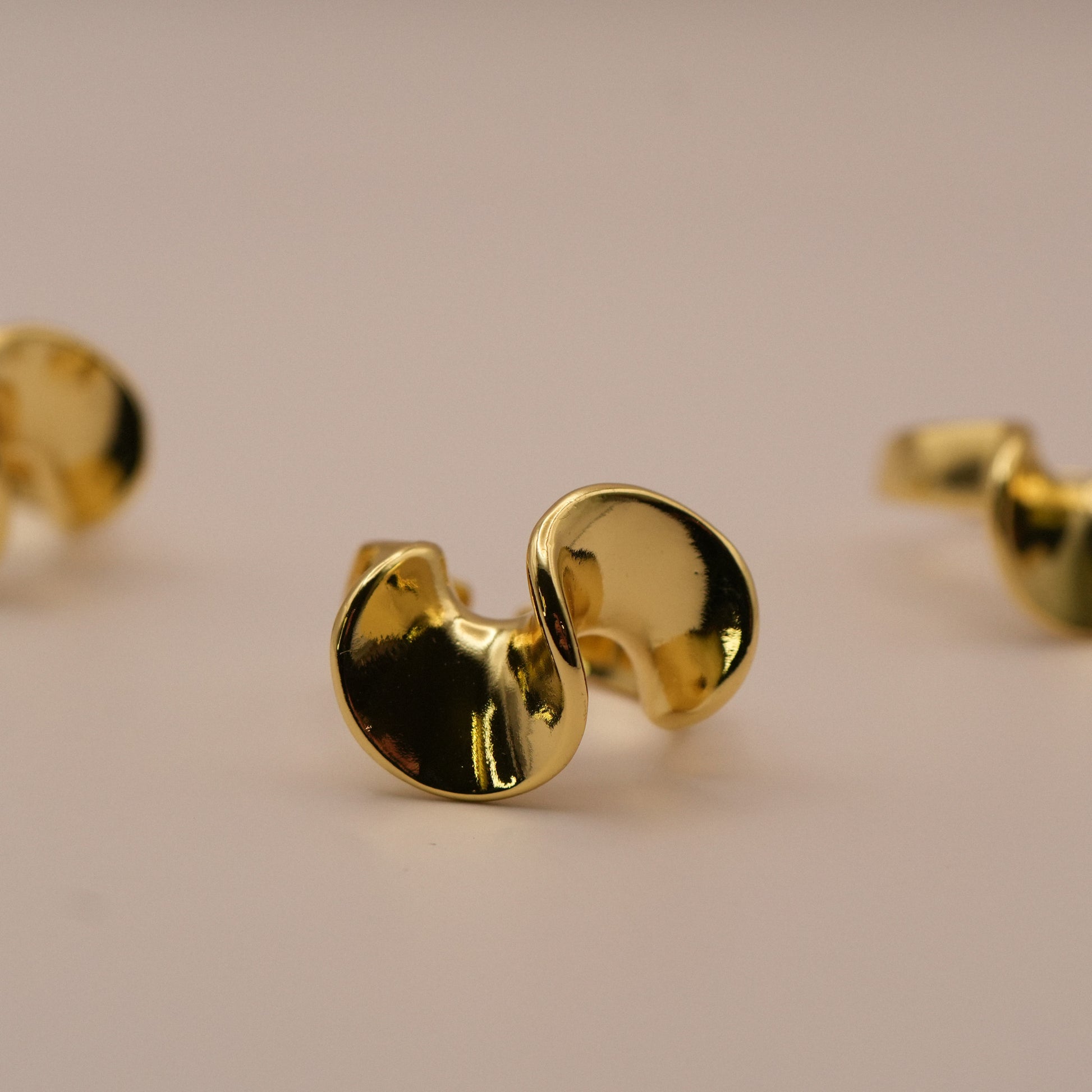 Tres Anillos Shadi Dorados - Oasis Blanco